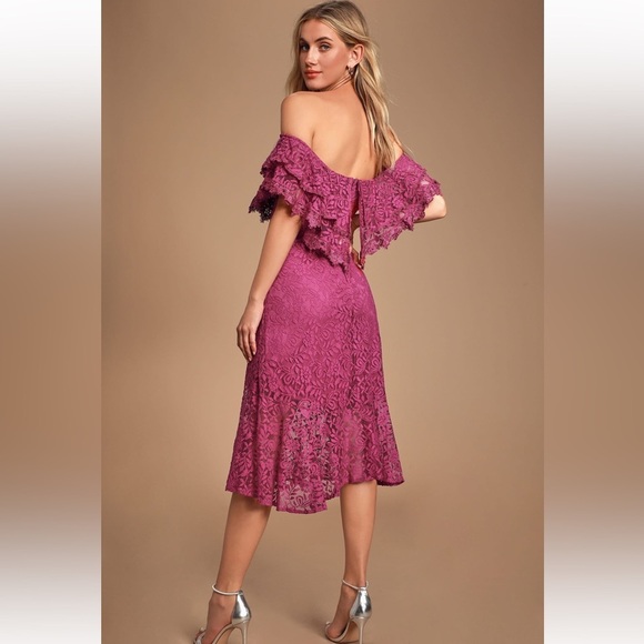 Lulu’s Jaclyn Magenta Lace off the shoulder midi crocheted dress lined size M - Picture 2 of 10